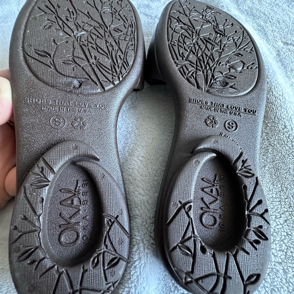 OKA b. Dark Brown Slide Sandals.S. 5.5/6.5/ - Picture 2 of 9